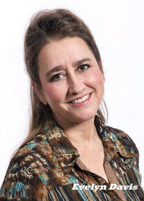 Evelyn Davis, LMT, Owner