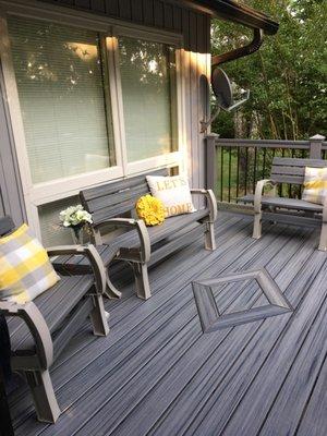 Trex decking Color: Island Mist