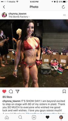 Bikini Model natural tans