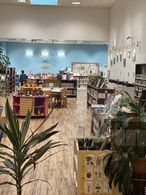 Eastmont Branch Library