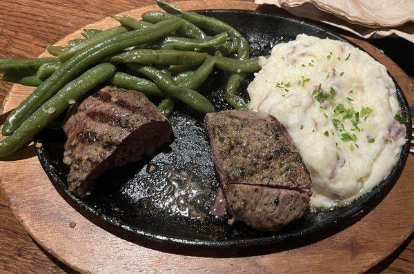 Applebee's Grill + Bar