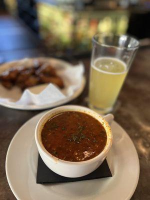 Manhattan clam chowder