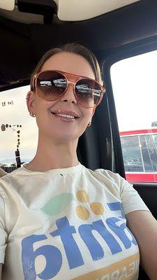 Bottoms are next! Wish me luck & calm! I love looking @ this person w these gorgeous teeth, then I realize it's ME. 3