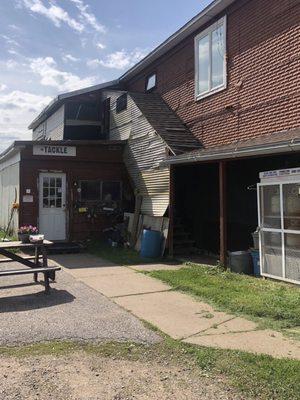 Luckey's Sports Shop