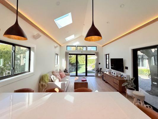 Castillo Bay Builders