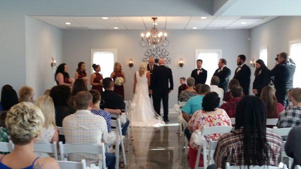 WandaWerks Entertainment Mobile DJ & Karaoke Service