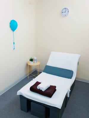 Separate room for foot reflexology