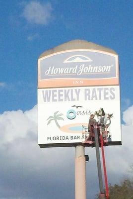Oasis Florida Bar and Grille
