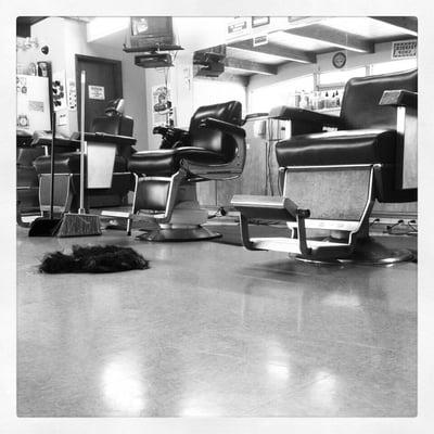 Louie's Barber Shop