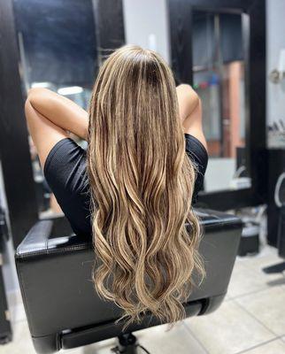 0295 Beauty Bar Salon & Spa