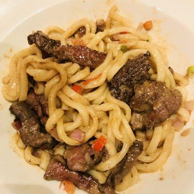 Thai curry beef noodle