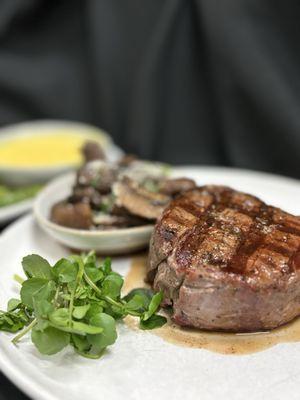 Geraldine's Supper Club & Lounge