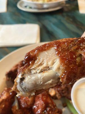 Broken Anchor Bar & Grill