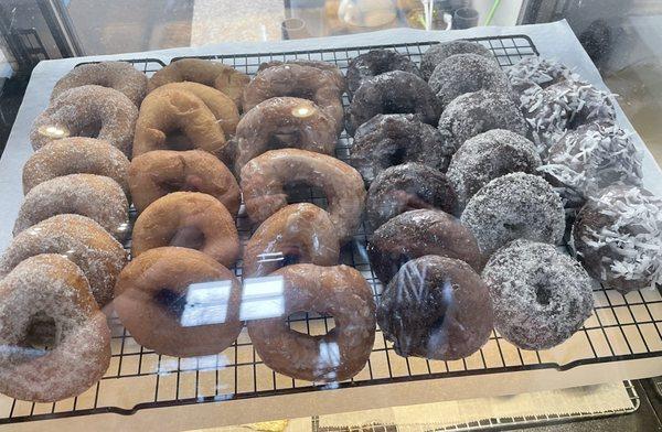 Must be a Sunday with homemade donuts...