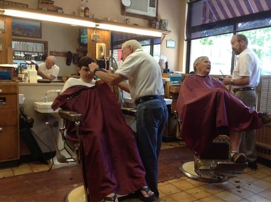 Robertson's Hair Center