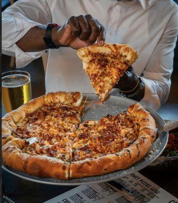 Crust Pizza Co. - Aliana