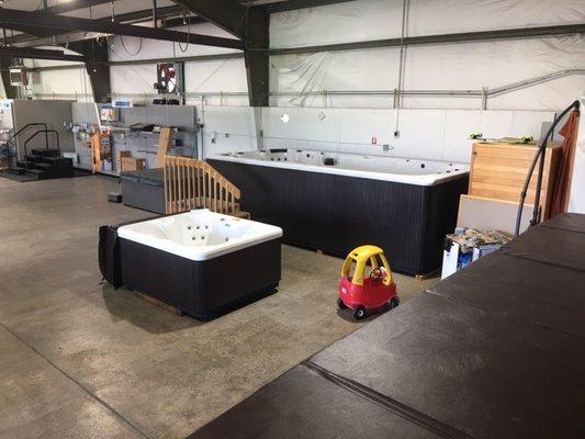 Hot Tub Factory Outlet