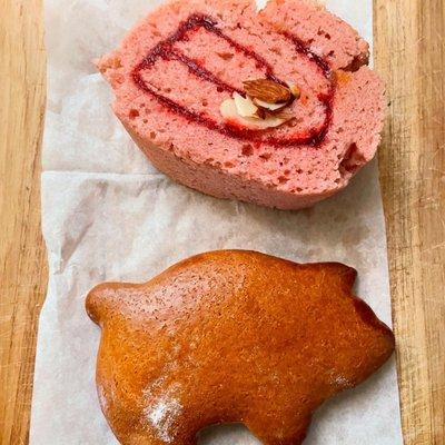 Nino evuelto roll and puerquito cookie.