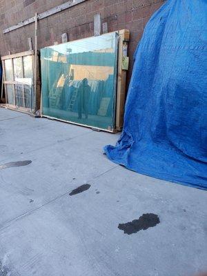 Glass cut to any size. Proudly Serving Manhattan, Brooklyn, Queens, Bronx and Staten Island since 1986