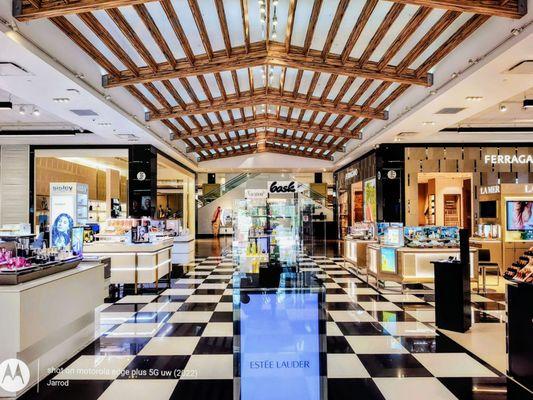 Curated Brands & Designers. Personalized, Exceptional. A Legacy of Luxury. Neiman Marcus - Ala Moana Center, Island of O'ahu.