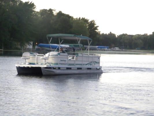 Delavan Lake Pontoon Rentals