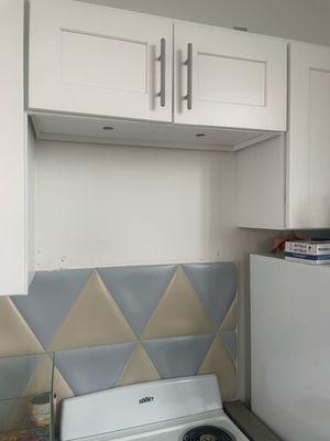 They took the micro wave. And told me. It didn't come with the apartment. But it's clearly their in the virtual tour video.