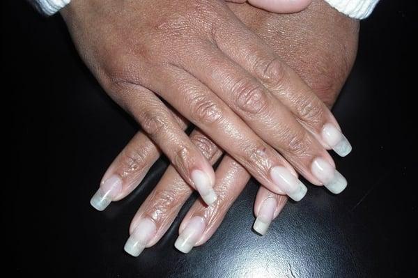 Nails Naturally