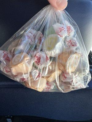 Dutchman's Hidden Valley Country Store