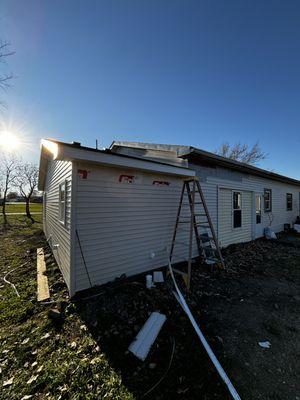 Derek Wallace’s Handyman Service’s