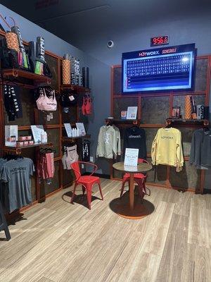 HOTWORX Round Rock, TX - University