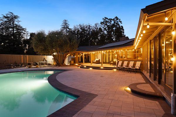 Cutting Edge Pavers & Outdoor Living