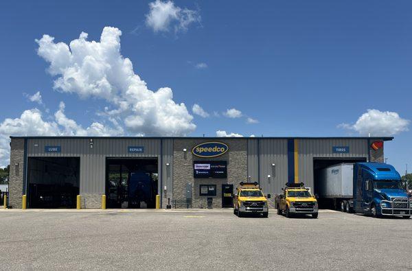 Speedco Truck Lube and Tires