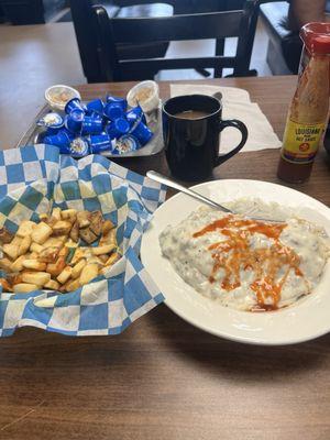 Biscuits and gravy. Homefries