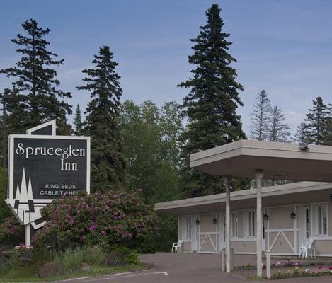 Spruceglen Inn