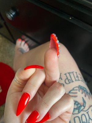 and outline of no rhinestones