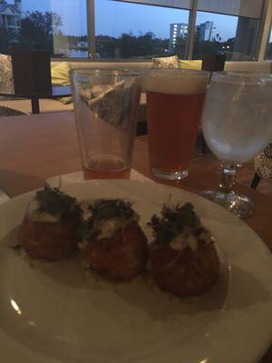 Crab cakes are to die for! Not too much filler... And the blue cheese steak bites are on point with the house Pinot!