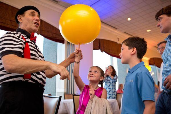 Benjamin the Juggling Clown Moscow Circus Performer