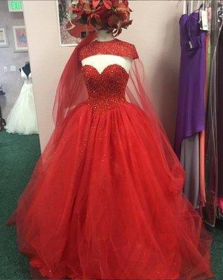 Lyn Den Rose Bridal