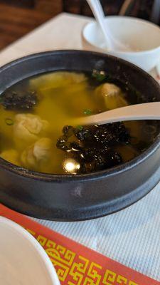 Wonton soup