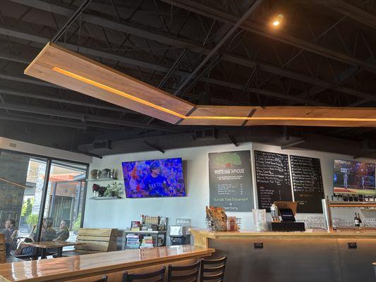 White Oak Taphouse