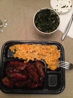 Boneless spare ribs with baked mac and cheese and collard green