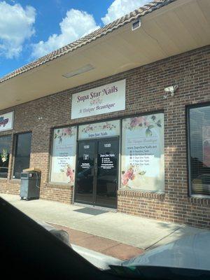 Supa Star Nails