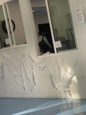 Another dr and nurse just yapping away instead of calling in patients.