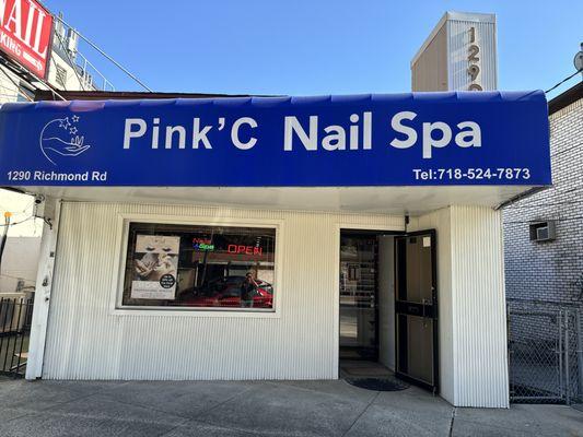 Nail salon