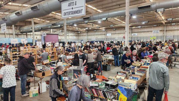 VNSA Annual Book Sale