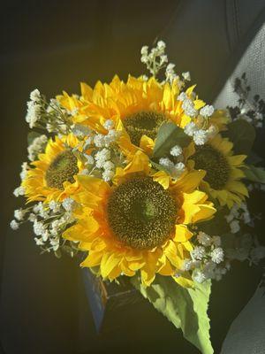 A Cottage of Flowers and Gifts
