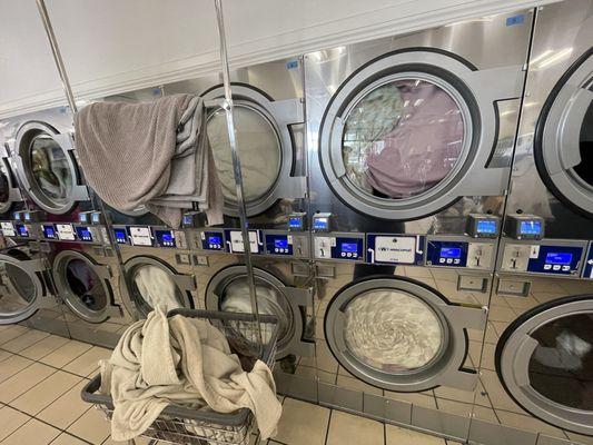 Drying all my guest blankets, 25 cents for 8 minutes