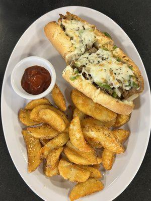 Philly cheesesteak with seasoned potatoes