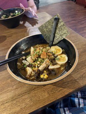 Motea House & Ramen