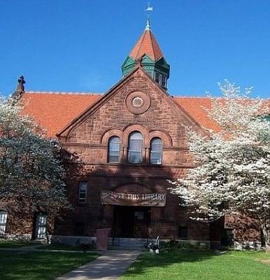 Clapp Memorial Library